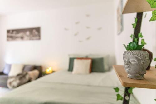 Studio Zen proche Paris avec Terrasse, Wifi, Netflix in Le Raincy Studio Zen proche Paris avec Terrasse, Wifi, Netflix in Le Raincy