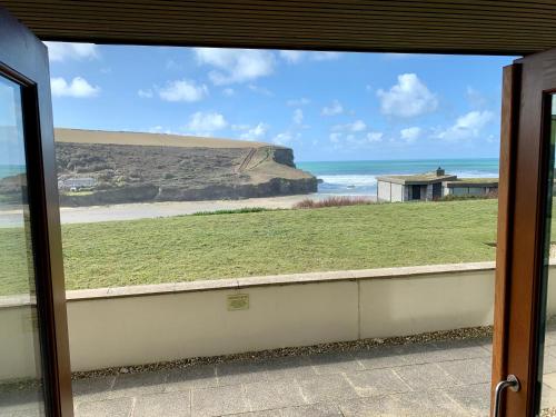 شرفة/ تراس, White Lodge - Coast Hideaways in Mawgan Porth شرفة/ تراس, White Lodge - Coast Hideaways in Mawgan Porth