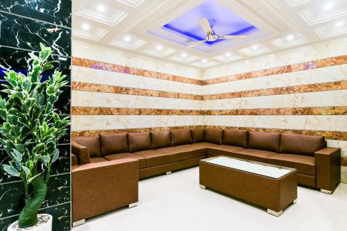 Hotel Pearl in New Delhi Hotel Pearl in New Delhi