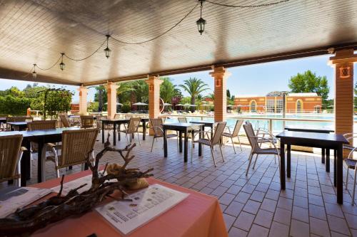 ห้องอาหาร, โคลินา วิลเลจ (Colina Village) in โปโกปาร์ติโด ห้องอาหาร, โคลินา วิลเลจ (Colina Village) in โปโกปาร์ติโด