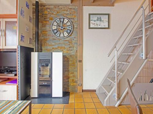 Chalet cosy avec garage et vues, 3 niveaux, 6 pers, proche Luz, animaux admis - FR-1-402-54 in Viella Chalet cosy avec garage et vues, 3 niveaux, 6 pers, proche Luz, animaux admis - FR-1-402-54 in Viella