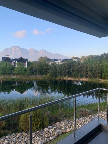 Μπαλκόνι/βεράντα, Pearl Valley Hotel - Unit 804 in Σιμόντιουμ Μπαλκόνι/βεράντα, Pearl Valley Hotel - Unit 804 in Σιμόντιουμ