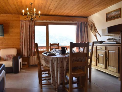 Appartement 3P 6 Pers, Meribel, Ski, Balcon, Parking, Wifi - FR-1-180-346 in Meribel Appartement 3P 6 Pers, Meribel, Ski, Balcon, Parking, Wifi - FR-1-180-346 in Meribel