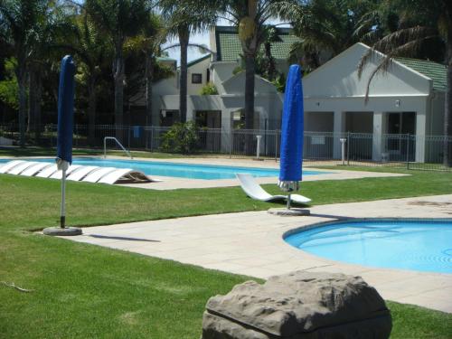 Kolam renang, 33C Castleton in Plettenberg Bay Kolam renang, 33C Castleton in Plettenberg Bay