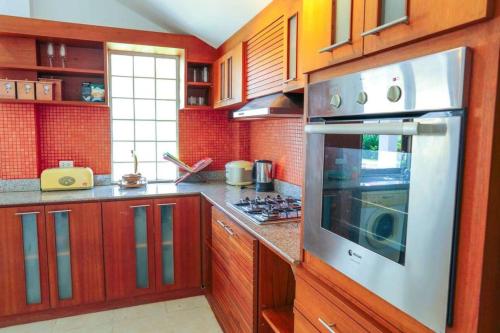 GARDEN VILLA WITH PRIVATE POOL -SLEEPS 6 - PAKLOK in Ao Por GARDEN VILLA WITH PRIVATE POOL -SLEEPS 6 - PAKLOK in Ao Por