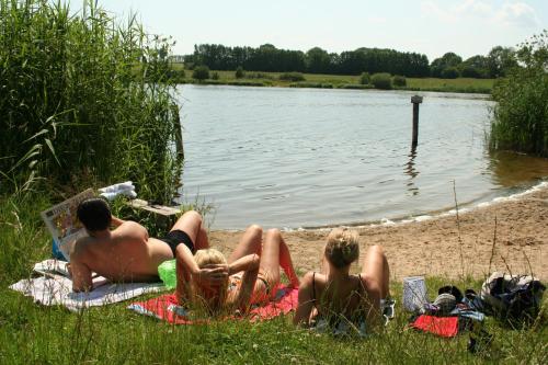 Beach, Wohnungen unter Reet in Krems Zwei Beach, Wohnungen unter Reet in Krems Zwei