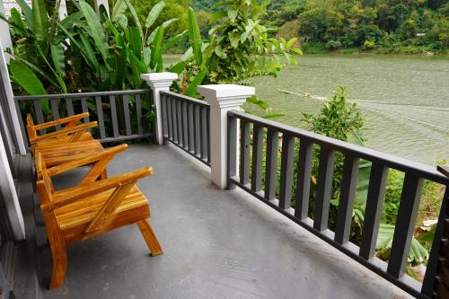 Nam ou view villa in Nong Khiaw Nam ou view villa in Nong Khiaw
