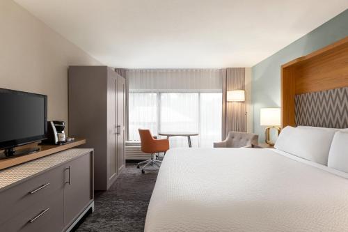 Holiday Inn Orlando International Airport near Orlando International Airport Holiday Inn Orlando International Airport near Orlando International Airport