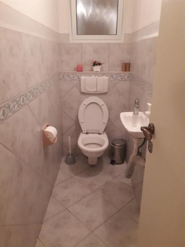 バスルーム, Gina's Villa Unit BEIT SHIKMA בית שקמה in アシュケロン バスルーム, Gina's Villa Unit BEIT SHIKMA בית שקמה in アシュケロン