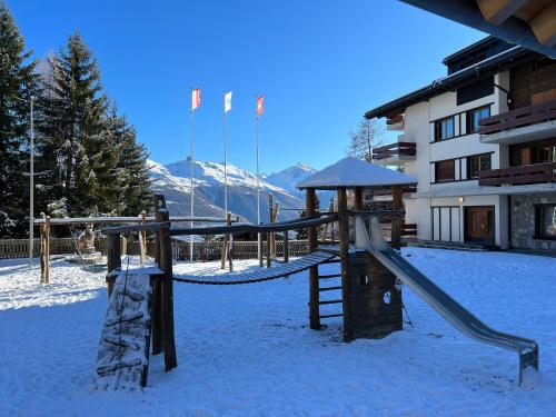 Cosy studio for 5 near ski lift, HAMEAU D2 in Vex Cosy studio for 5 near ski lift, HAMEAU D2 in Vex