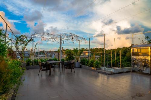 Vistas, Laguna Beach Hotel & Resort in Cox's Bazar Vistas, Laguna Beach Hotel & Resort in Cox's Bazar