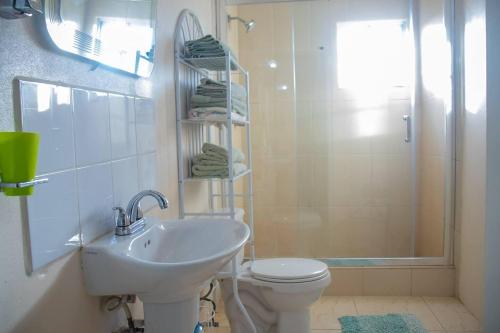 Baie, Amazing 2 bedroom apt 1 warm cosy comfortable in Potters Village Baie, Amazing 2 bedroom apt 1 warm cosy comfortable in Potters Village