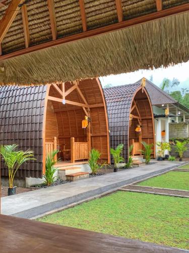 Besakih Homestay & Villa in Besakih Besakih Homestay & Villa in Besakih