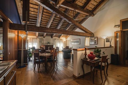Κοινόχρηστο σαλόνι/χώρος τηλεόρασης, Le Camere di Palazzo Bortolan in Τρεβίζο Κοινόχρηστο σαλόνι/χώρος τηλεόρασης, Le Camere di Palazzo Bortolan in Τρεβίζο