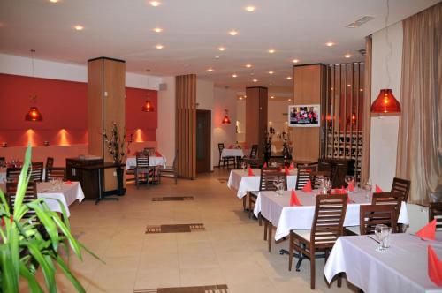 Restaurant, Villa Park Guest Apartments in Borovets Restaurant, Villa Park Guest Apartments in Borovets