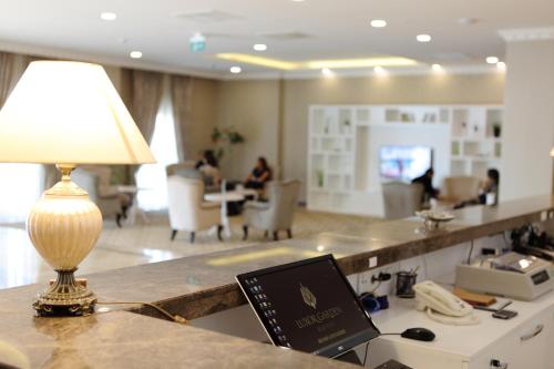 Előcsarnok, Luxor Garden Hotel in Izmit Előcsarnok, Luxor Garden Hotel in Izmit