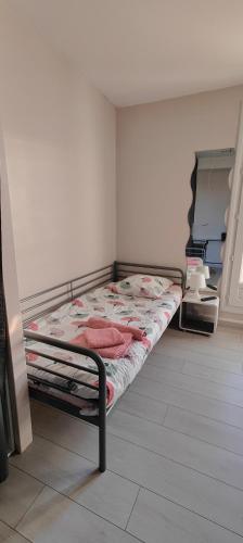 studio-centre-Thabor-balcon-1 personne