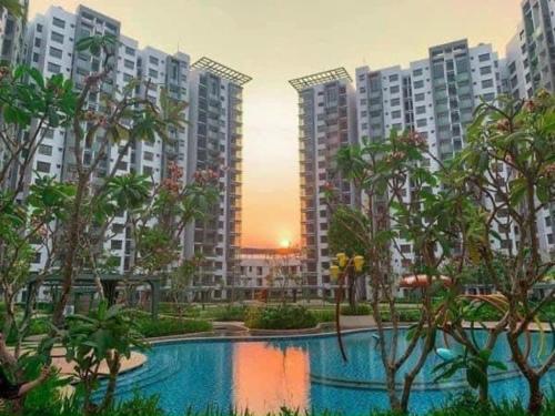 Căn 3PN gần sân bay cho 6-10 khách free đưa đón nếu ở trên 7 đêm (Can 3PN gan san bay cho 6-10 khach free đua đon neu o tren 7 đem) in Танфу Căn 3PN gần sân bay cho 6-10 khách free đưa đón nếu ở trên 7 đêm (Can 3PN gan san bay cho 6-10 khach free đua đon neu o tren 7 đem) in Танфу