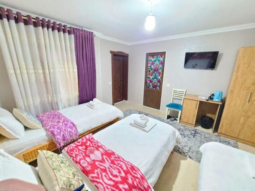 Guestroom, Samarkand City Center Hotel in Samarkand Guestroom, Samarkand City Center Hotel in Samarkand