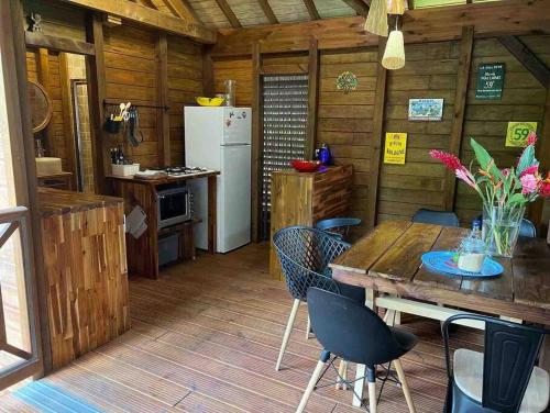 La kaz à pépés, charmant logement avec piscine (La kaz a pepes, charmant logement avec piscine) in Lamentin La kaz à pépés, charmant logement avec piscine (La kaz a pepes, charmant logement avec piscine) in Lamentin