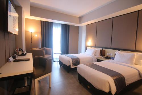ベス マンション ホテル スラバヤ (BeSS Mansion Hotel Surabaya) near ロイヤル プラザ スラバヤ ベス マンション ホテル スラバヤ (BeSS Mansion Hotel Surabaya) near ロイヤル プラザ スラバヤ