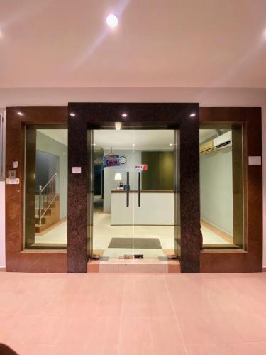 Entrance, Hashtag Hotel in Alor Setar City Center Entrance, Hashtag Hotel in Alor Setar City Center