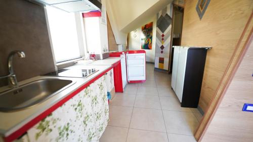 RESIDENCE SOLARIDE apartments, FREE PRIVATE PARKING WITH VIDEOSURVELLIANCE and SHUTTLE SERVICE in Salerno RESIDENCE SOLARIDE apartments, FREE PRIVATE PARKING WITH VIDEOSURVELLIANCE and SHUTTLE SERVICE in Salerno