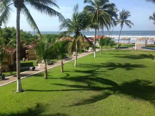Entrada, Tropiclub Playa El Cuco in El Cuco Entrada, Tropiclub Playa El Cuco in El Cuco