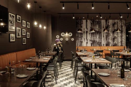 Restaurante, 115 The Strand Aparthotel (115 The Strand Hotel and Suites) in Sliema Restaurante, 115 The Strand Aparthotel (115 The Strand Hotel and Suites) in Sliema