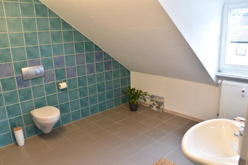 Bathroom, Ferienwohnung Happynest in Birresborn Bathroom, Ferienwohnung Happynest in Birresborn