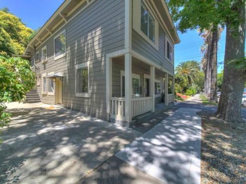 A szálláshely kívülről, Perfect Location Walking Distance to Everything in Belváros A szálláshely kívülről, Perfect Location Walking Distance to Everything in Belváros