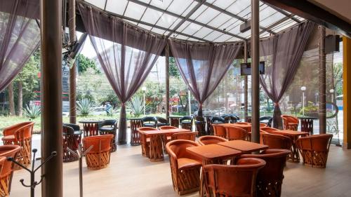 Restaurant, BelAir Business a Wyndham Garden Hotel in WTC-San Angel Restaurant, BelAir Business a Wyndham Garden Hotel in WTC-San Angel