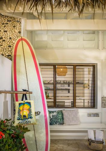 מרפסת, El Encuentro Surf Lodge in קברט מרפסת, El Encuentro Surf Lodge in קברט