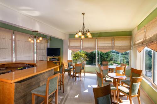 حانة/استراحة, Hotel Fotini in كالاماتا حانة/استراحة, Hotel Fotini in كالاماتا