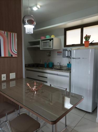 주방, ALDEIA do LAGO Caldas Novas Lindo Apt com Cozinha Mobilia Nova Pode Levar Bebidas na Area das Piscin in 헤스. 알투 다 보아 비스타 주방, ALDEIA do LAGO Caldas Novas Lindo Apt com Cozinha Mobilia Nova Pode Levar Bebidas na Area das Piscin in 헤스. 알투 다 보아 비스타