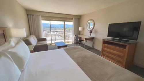 Coast Capri Hotel in Κελόβνα Coast Capri Hotel in Κελόβνα
