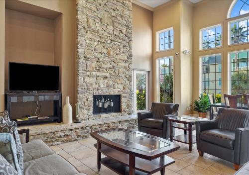 gedeelde lounge/tv-ruimte, The Dawn on Galveston Beach near Schlitterbahn Galveston Island Waterpark gedeelde lounge/tv-ruimte, The Dawn on Galveston Beach near Schlitterbahn Galveston Island Waterpark