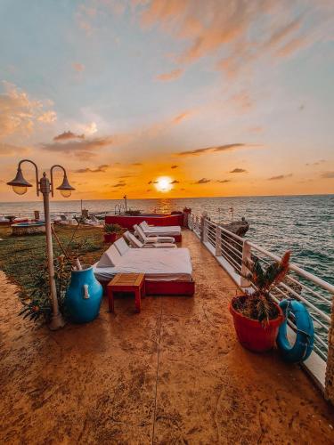 Le Blanc Bleu in Halat Le Blanc Bleu in Halat