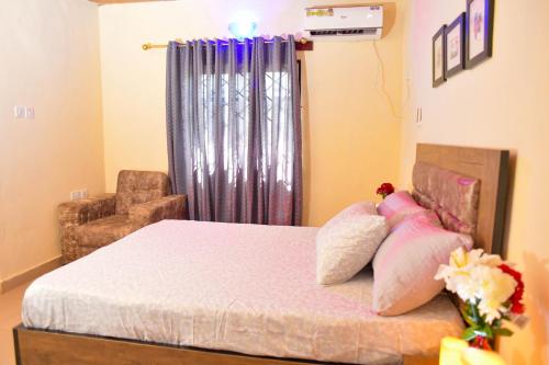 Living Green APARTMENTS AIRPORT PICK UP in Benin City Living Green APARTMENTS AIRPORT PICK UP in Benin City