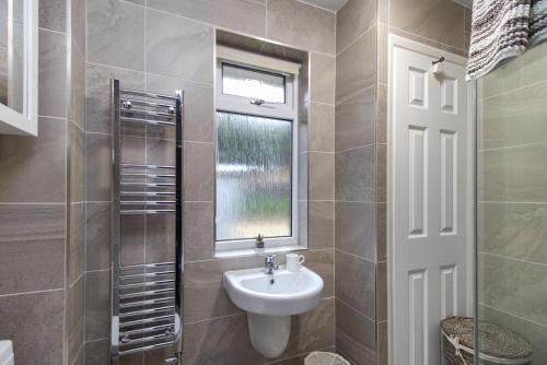 Banheiro, Queen Bower Farm Lodge in Arreton and Newchurch Banheiro, Queen Bower Farm Lodge in Arreton and Newchurch