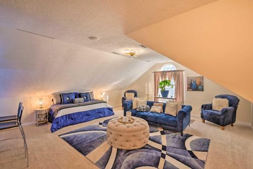 Charming Nashville Home about 6 Mi to Downtown!