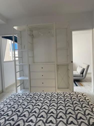 Renovated modern apartment in the city center