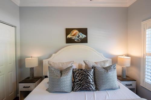 Guestroom, A Perfect Paradise Retreat by Juno Beach in North Palm Beach (FL) Guestroom, A Perfect Paradise Retreat by Juno Beach in North Palm Beach (FL)