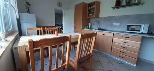 Faciliteiten, Ferienwohnung Schöne Aussicht am Rothaarsteig (Ferienwohnung Schone Aussicht am Rothaarsteig) in Bad Laasphe Faciliteiten, Ferienwohnung Schöne Aussicht am Rothaarsteig (Ferienwohnung Schone Aussicht am Rothaarsteig) in Bad Laasphe