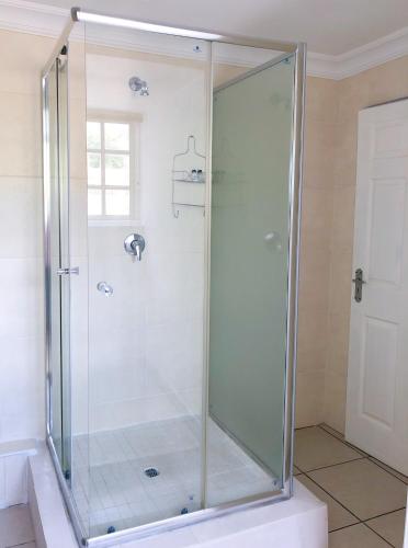 douche, Blue Crane Guesthouse in Maseru douche, Blue Crane Guesthouse in Maseru