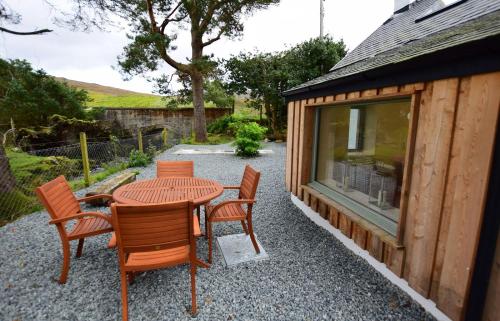 Exterior view, Bridge Cottage in Dunan Exterior view, Bridge Cottage in Dunan
