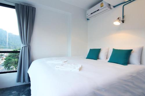 ทู สลีป โฮเต็ล (To Zleep Hotel) in เขาหลัก ทู สลีป โฮเต็ล (To Zleep Hotel) in เขาหลัก