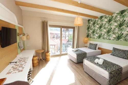Dolphin Park Hotel in Sarigerme Dolphin Park Hotel in Sarigerme