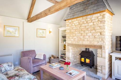Clematis cottage in Pilley Clematis cottage in Pilley