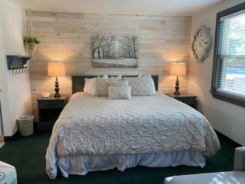 Bilik Tetamu , Moose Creek Lodge & Suites in Cody (WY) Bilik Tetamu , Moose Creek Lodge & Suites in Cody (WY)